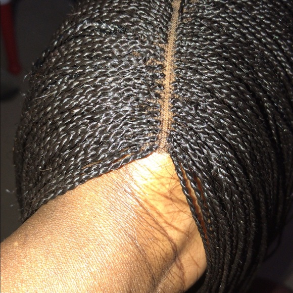 Beautiful black micro braided wig. - Picture 7 of 7